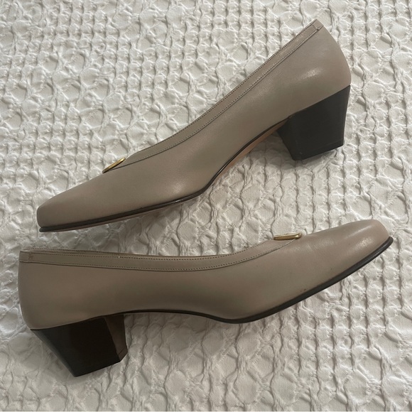 Salvatore Ferragamo ‘Made in Italy’ Leather Block Heels - Picture 6 of 11